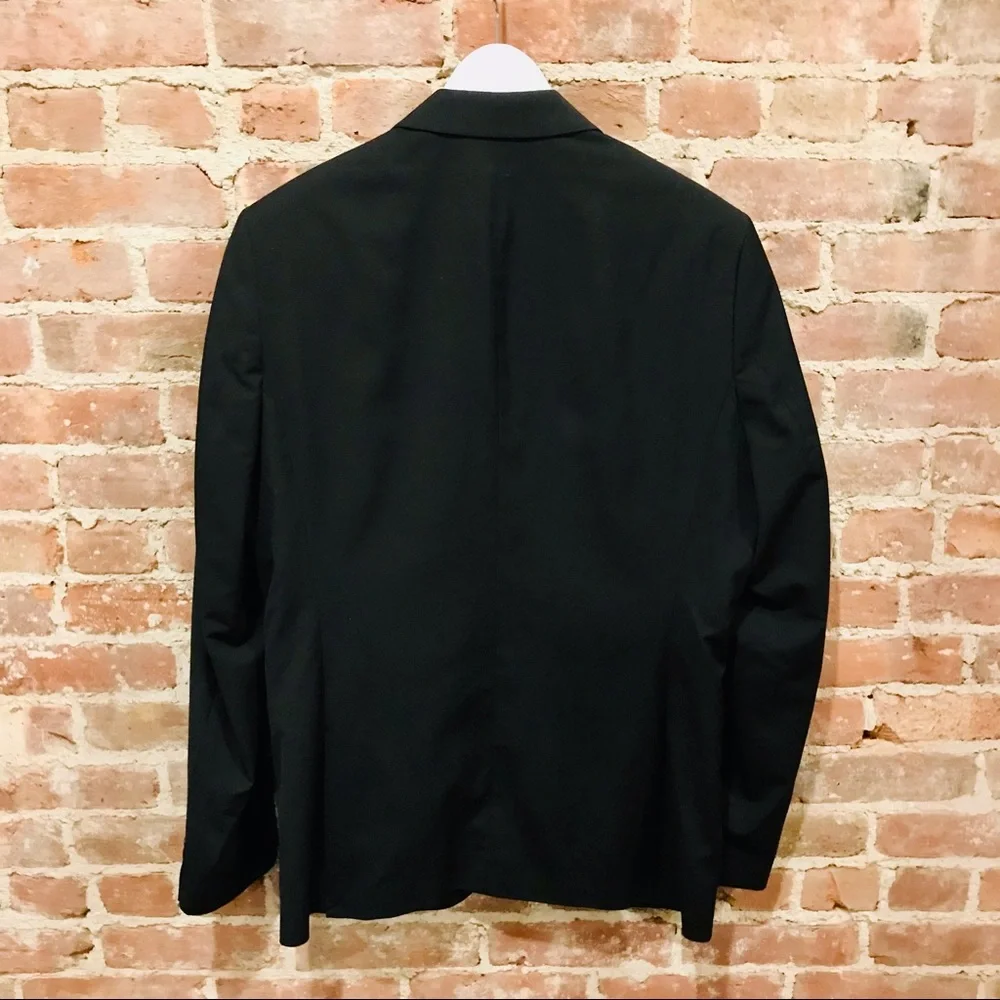 H&M black blazer. Size 42 R. Excellent used condition. No trace of wear. - Picture 7 of 11